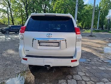 Toyota Land Cruiser Prado: 2011 г., 3 л, Автомат, Дизель, Внедорожник — 3