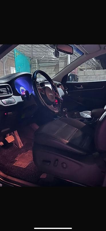 ом: Kia Sorento: 2017 г., 2.2 л, Автомат, Дизель, Кроссовер — 7