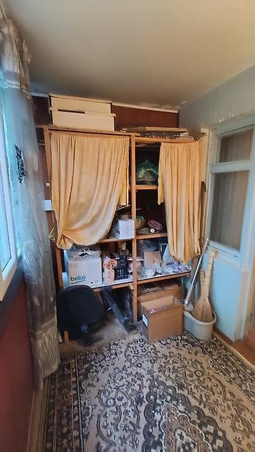 Квартиры: 1 комната, 32 м², 11 мкр 104 серия, 1 этаж — 8