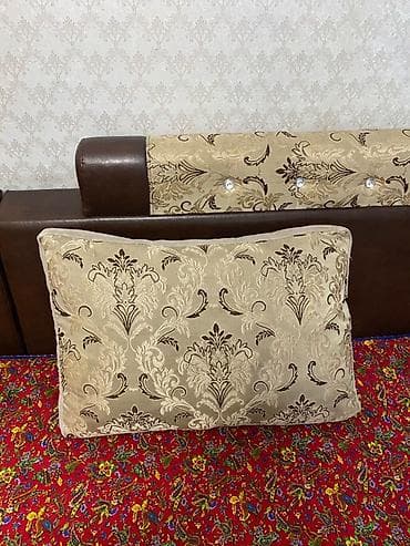 раскраска: Угловой диван с раскладным механизмом и ящиками для хранения. - — 6