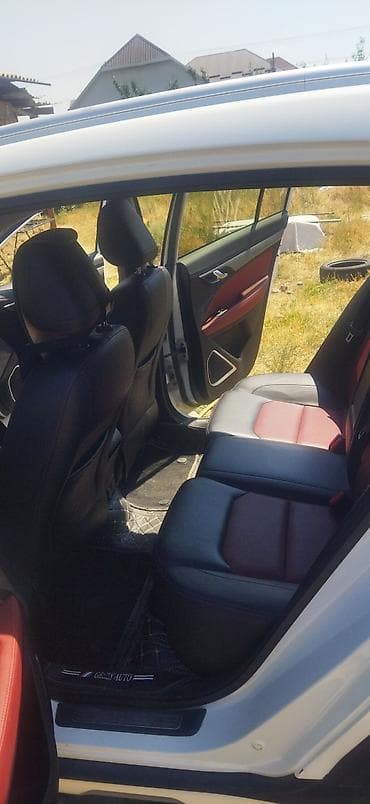 Geely Emgrand S: 2019 г., 1.5 л, Автомат, Бензин, Кроссовер — 8