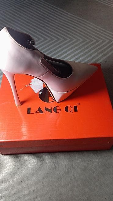 сандали 39: Туфли, 35, & Other Stories, Новый, цвет - Розовый, Самовывоз — 1