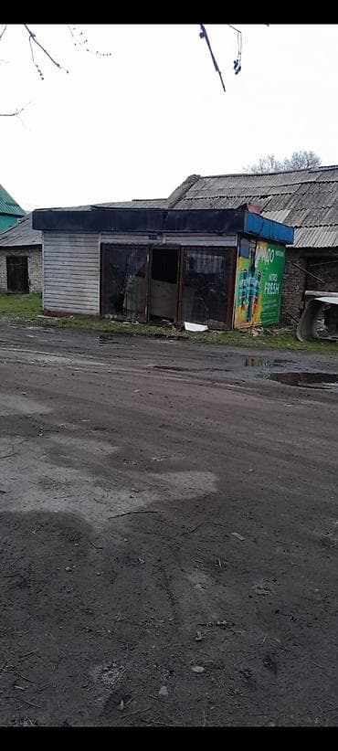 Срочно павильон сатылат состояние жакшы размер 5 утупленный полкасы