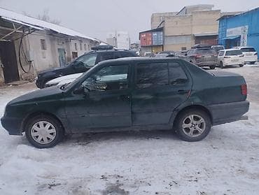 авто вента: Volkswagen Vento: 1997 г., 1.8 л, Механика, Бензин, Седан — 4
