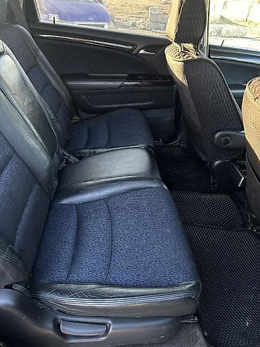 сидение одиссей: Honda Odyssey: 2005 г., 2.4 л, Автомат, Бензин, Минивэн — 6