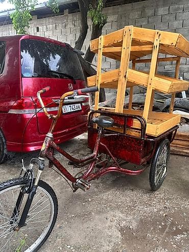 Городские велосипеды: Грузовой трёхколёсный велосипед с деревянным торговым стеллажом - — 2