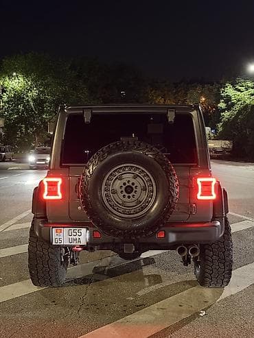 4 4: Jeep Wrangler: 2019 г., 2 л, Автомат, Бензин, Внедорожник — 8