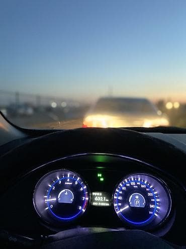 Hyundai Sonata: 2013 г., 2 л, Автомат, Газ, Седан