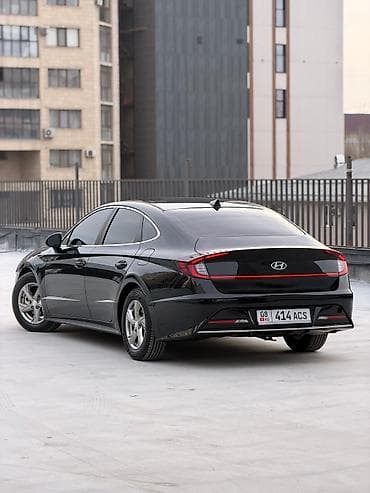 Hyundai: Hyundai Sonata: 2021 г., 2.5 л, Автомат, Бензин, Седан — 2