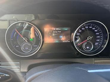 Продажа авто: Hyundai Grandeur: 2022 г., Седан — 9