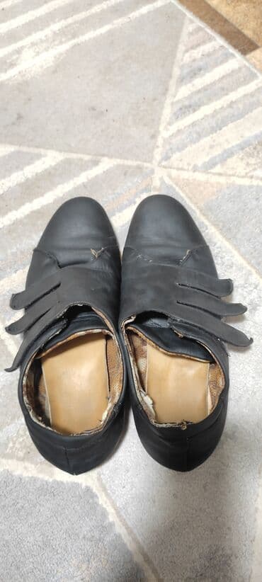 ecco 42: Оптом 4 пар обуви, кроссовки и итальянские туфли оригинал. Размер — 5