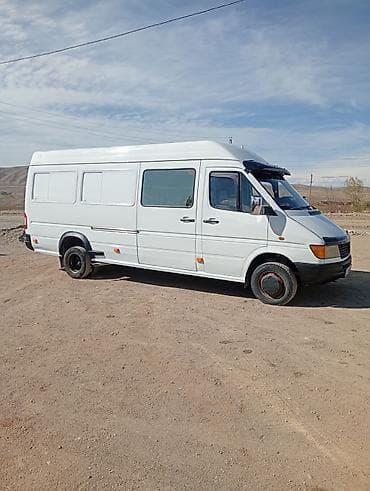 водный велосипед: Mercedes-Benz Спринтер: 1997 г., 2.9 л, Ручные, Дизель, Фургон — 1