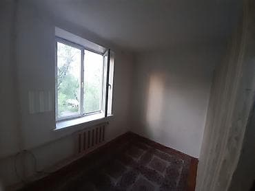 Батирлер: 1 бөлмө, Менчик ээси, Чогуу жашоосу жок, Эмерексиз — 3