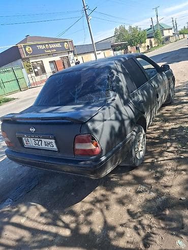 bmb e34: Nissan Sunny: 1993 г., 1.6 л, Ручные, Бензин, Седан — 2