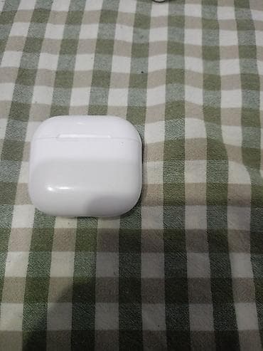 Наушники: Беспроводные вкладыши наушники, Apple, AirPods 4, Б/у — 4