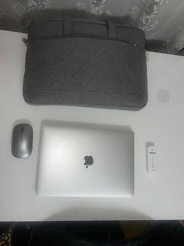 notebook pro: Ноутбук Apple (MacBook) 13.3 ", M1, 2020 год — 8