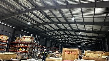 строительство магазинов из сэндвич панелей: Предлагает следующие услуги Монтаж металлоконструкций Монтаж сендвич — 2