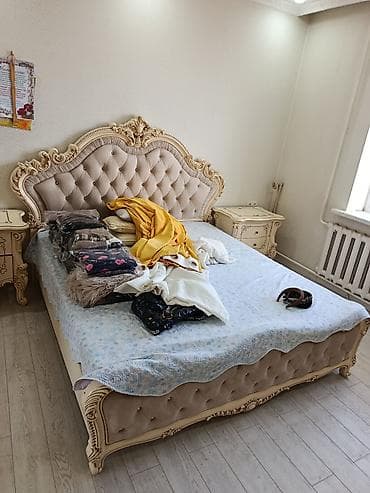Мебельные гарнитуры: Спальный гарнитур, Б/у, Комод, Двуспальная кровать, Шкаф, Самовывоз, цвет - Бежевый — 1