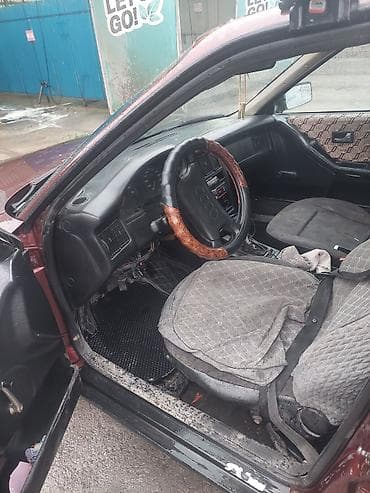 мотор фольсваген: Audi 80: 1990 г., 1.8 л, Кол менен иштөөчү, Бензин, Седан — 7