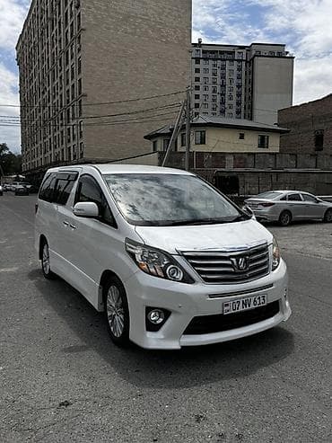 Toyota Alphard: 2014 г., 3.5 л, Автомат, Бензин, Минивэн — 1