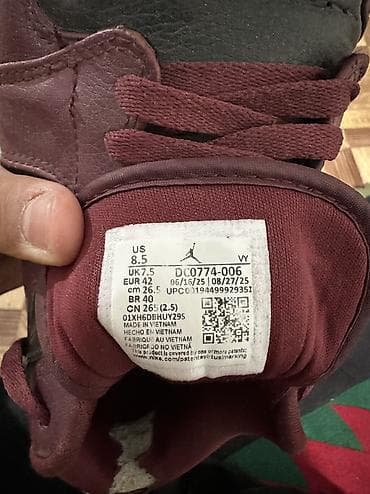 баш кайынды: Эркектердин кроссовкасы, 42, Nike, Колдонулган — 4
