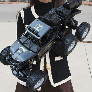 купить прикормочный кораблик для рыбалки: Радиоуправляемый внедорожный багги (скейловый рок-краулер) - Формат — 1