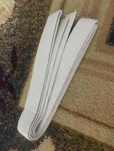 mil tec: Костюм для тхэквондо adidas (dobok) с белым поясом Состав комплекта — 4