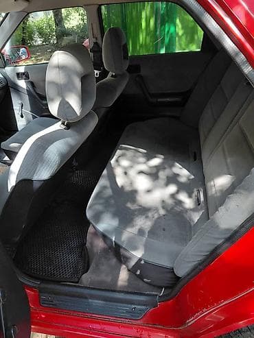 фередо мазда: Mazda 323: 1991 г., 1.6 л, Механика, Бензин, Хэтчбэк — 8