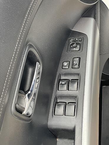 mitsubishi airtek: Mitsubishi Outlander: 2011 г., 2.4 л, Бензин, Кроссовер — 10