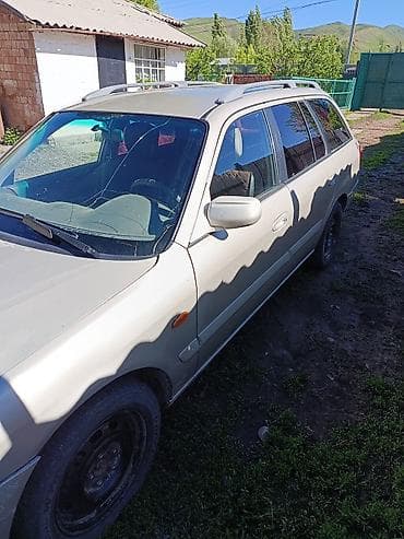 степ вагон 2000: Mazda 626: 2000 г., 0.2 л, Механика, Бензин, Универсал — 6