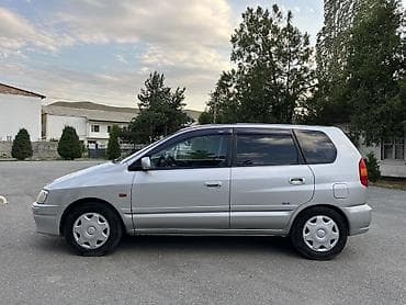 Унаа: Mitsubishi Space Star: 1999 г., 1.3 л, Кол менен иштөөчү, Бензин, Хетчбек — 5