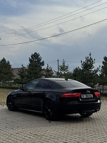 Транспорт: Jaguar XE: 2015 г., 2 л, Автомат, Бензин, Седан — 5