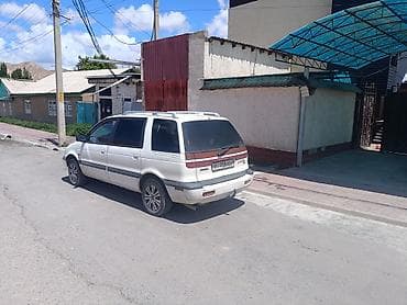 Mitsubishi Space Wagon: 1993 г., 2 л, Кол менен иштөөчү, Бензин, Вэн/Минивэн lalafo.kg да Mitsubishi Space Wagon: 1993 г., 2 л, Кол менен иштөөчү, Бензин, Вэн/Минивэн