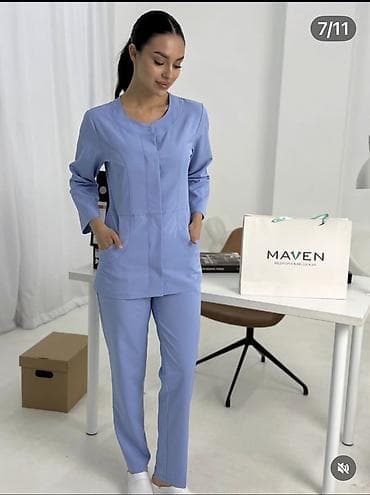 Женский медицинский костюм MAVEN Модель «Атланта» доступна более чем в