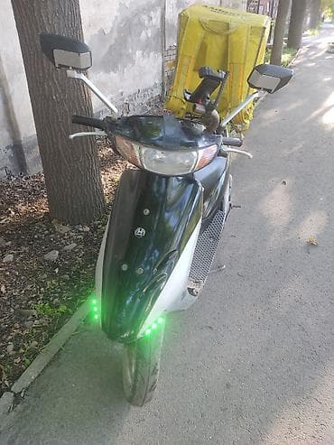 Скутеры: Скутер Honda Dio (2-тактный, 50 см³) Описание: - Городской скутер — 2