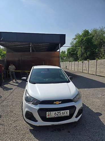 обмен на малолетражку: Chevrolet Spark: 2017 г., 1 л, Автомат, Бензин, Хэтчбэк — 1