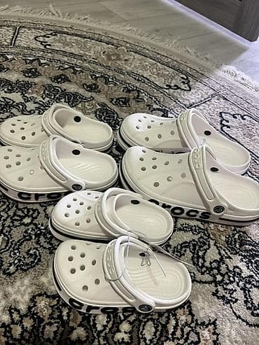 Сабо, 38, Crocs, Новый, цвет - Белый, Платная доставка