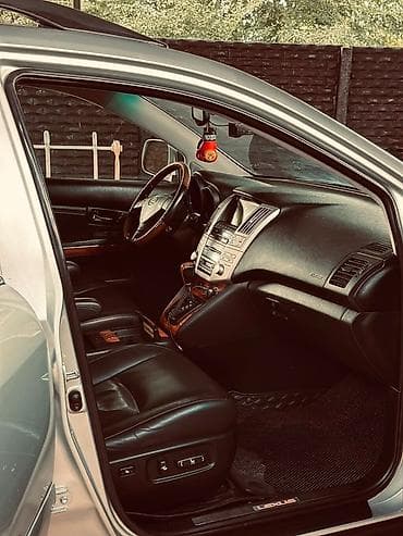 Lexus RX: 2004 г., 3.3 л, Автомат, Бензин, Кроссовер