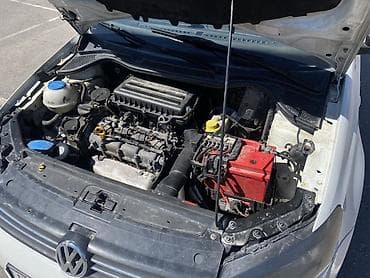 киа автомашина: Volkswagen Polo: 2014 г., 1.6 л, Механика, Бензин, Седан — 6