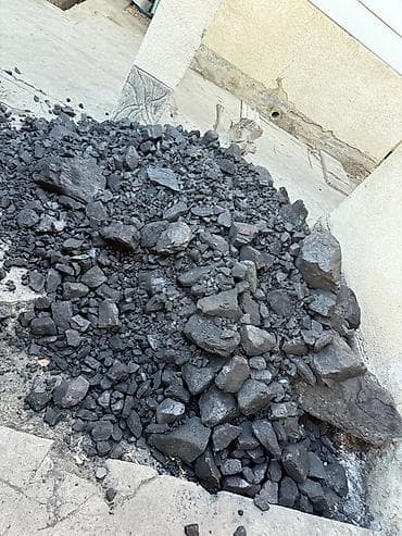 Бакча эмереги: Каменный уголь фракции “орех/крупный”. Описание: - Натуральный — 7