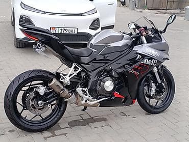 Спортбайк 300 куб. см, Бензин, Взрослый, Б/у at lalafo.kg Спортбайк 300 куб. см, Бензин, Взрослый, Б/у
