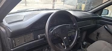 nardo grey: Audi 100: 1989 г., 0.2 л, Механика, Бензин, Седан — 4