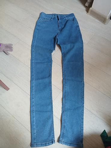 одежда из аниме: Джинсы слим/скинни, классический синий деним. - Посадка: средняя. - — 1