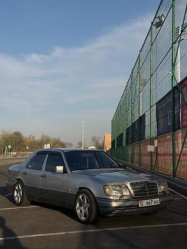 Транспорт: Mercedes-Benz W124: 1994 г., 3.2 л, Автомат, Газ, Седан — 3
