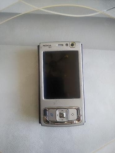 Nokia N95, Б/у, 8 ГБ, цвет - Серебристый