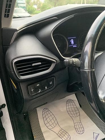 hyun: Hyundai Santa Fe: 2018 г., 2 л, Автомат, Дизель, Кроссовер — 9