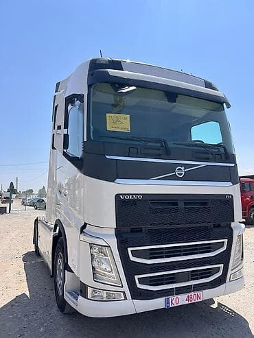 Тягач, Volvo, 2019 г., Тентованный