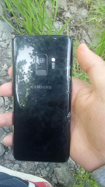 самсунк 8: Samsung Galaxy S9, 64 ГБ, цвет - Черный — 2