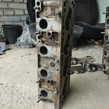 Автозапчасти: ГБЦ Ford 1.8 л — 4