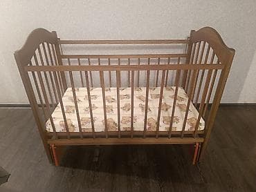 Радионяни: Манеж-кровать, Б/у, Раскладной, Дерево — 1